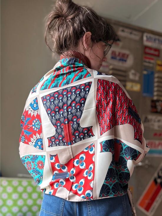 vintage Accessories - Vintage 70 Kimono Print Scarf | Oversized Mod Novelty Shawl Wrap